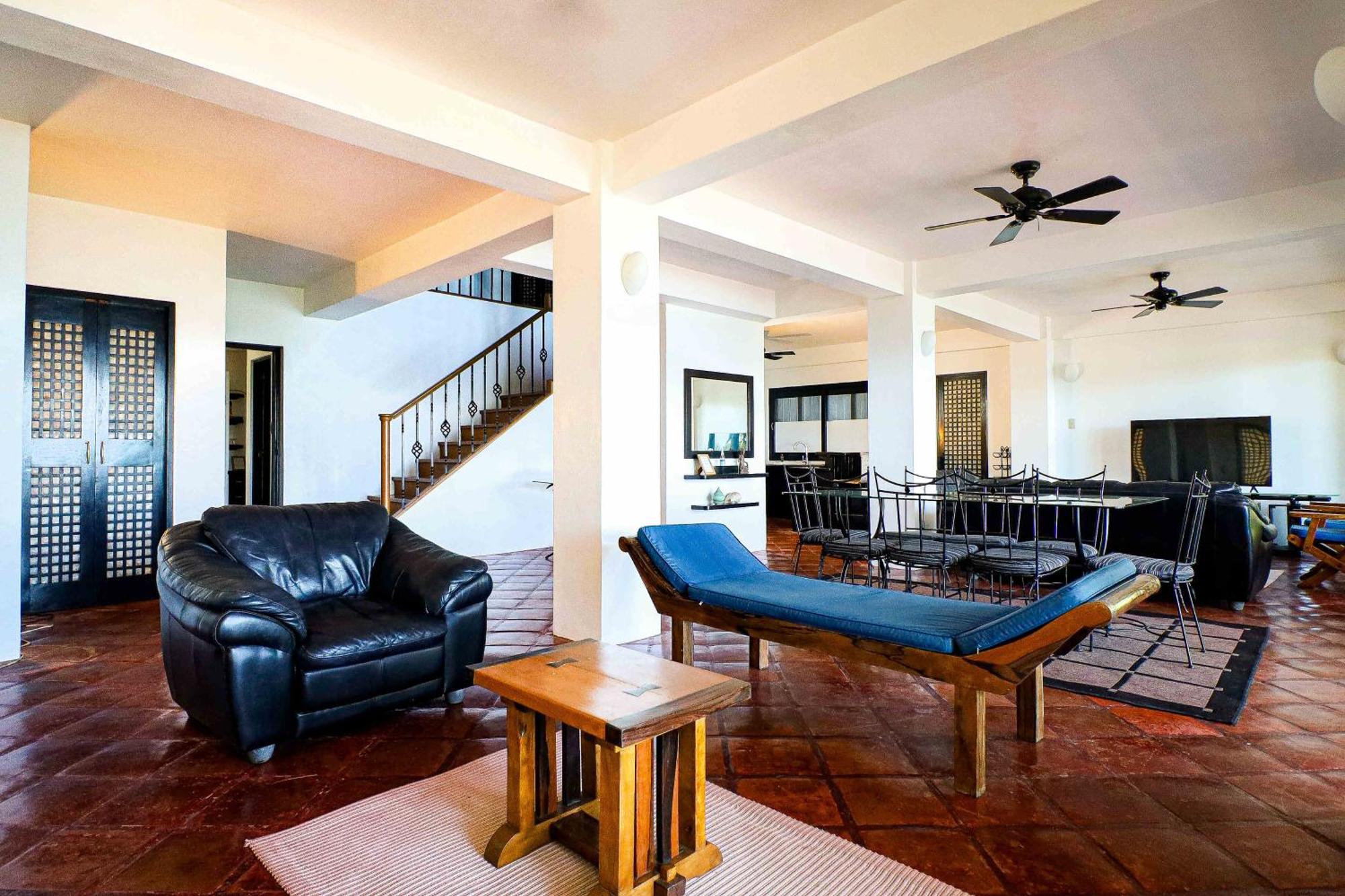 Out Of The Blue Resort Puerto Galera Habitación foto
