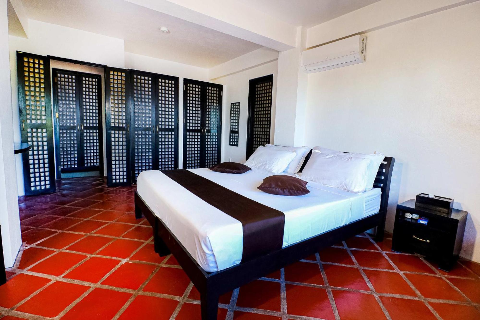 Out Of The Blue Resort Puerto Galera Habitación foto