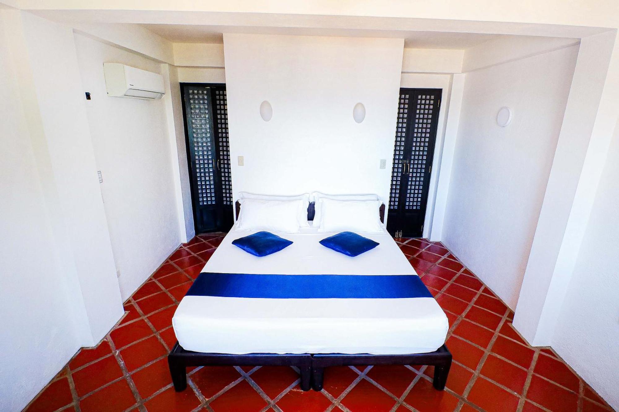 Out Of The Blue Resort Puerto Galera Habitación foto